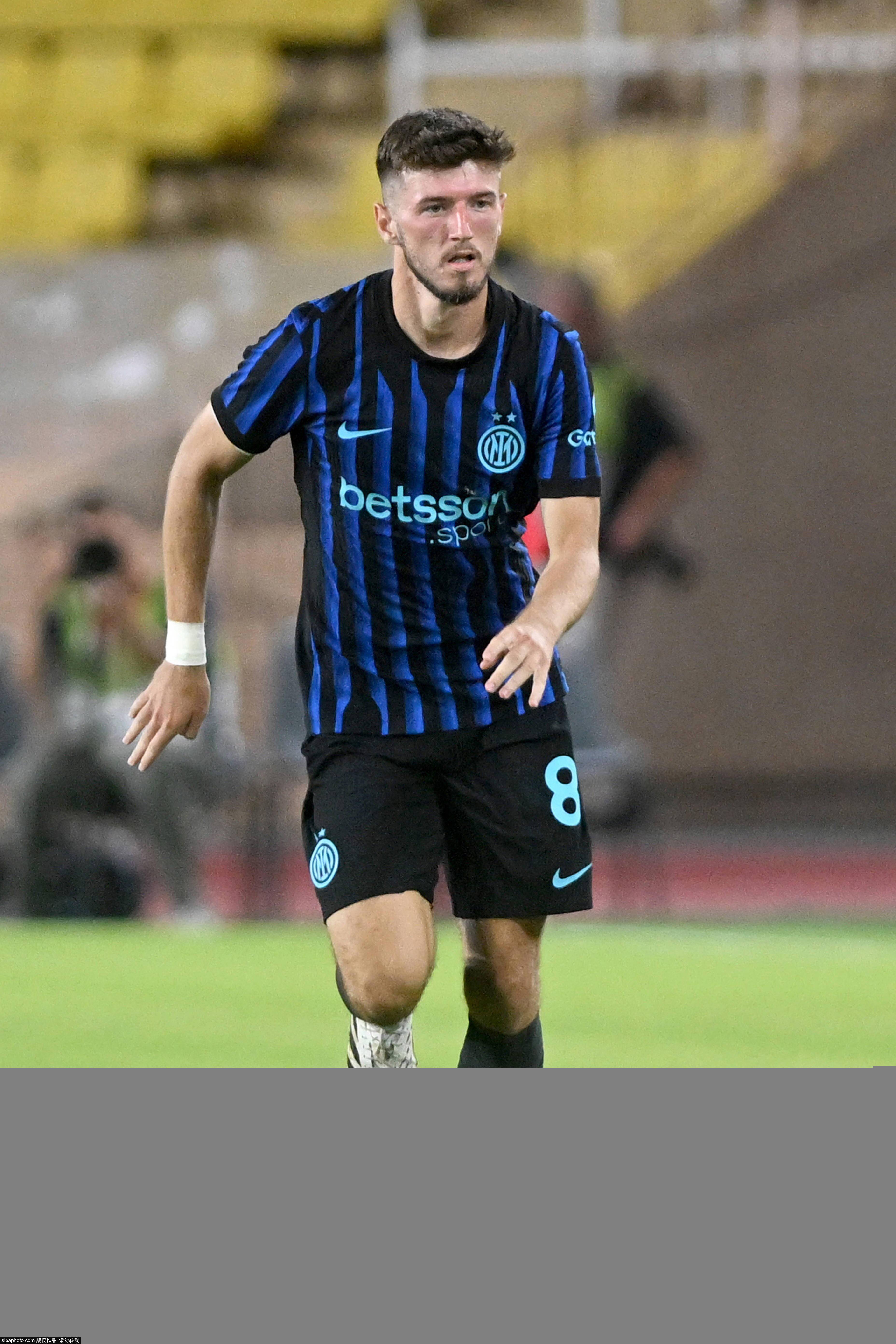 华体会视频-国米球员技惊四座,成为球队进攻核心