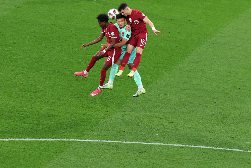 中国足球联赛球员实力赛跑惊心动魄,角逐胜负的简单介绍 中国足球联赛球员实力赛跑惊心动魄,角逐胜负的简单介绍