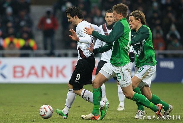 云达不莱梅遭受惨败，士气低沉