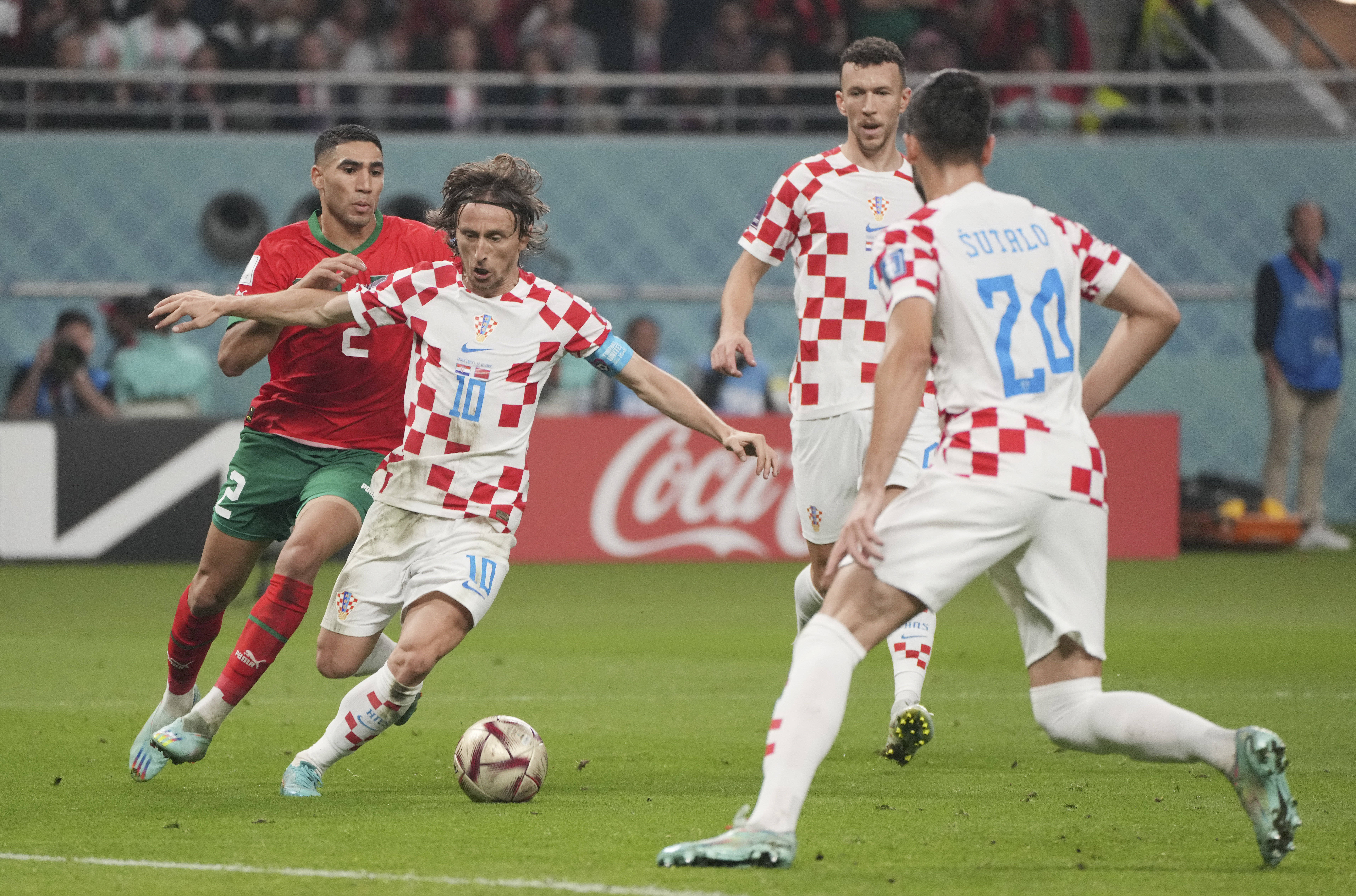 包含克罗地亚队在与苏格兰队的比赛中取得胜利,惊险出线的词条 包含克罗地亚队在与苏格兰队的比赛中取得胜利,惊险出线的词条