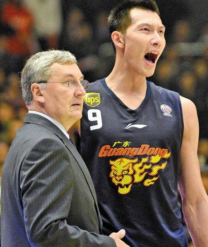 华体会在线登录-凯撒球员频犯错过,维沙尔队客场大胜