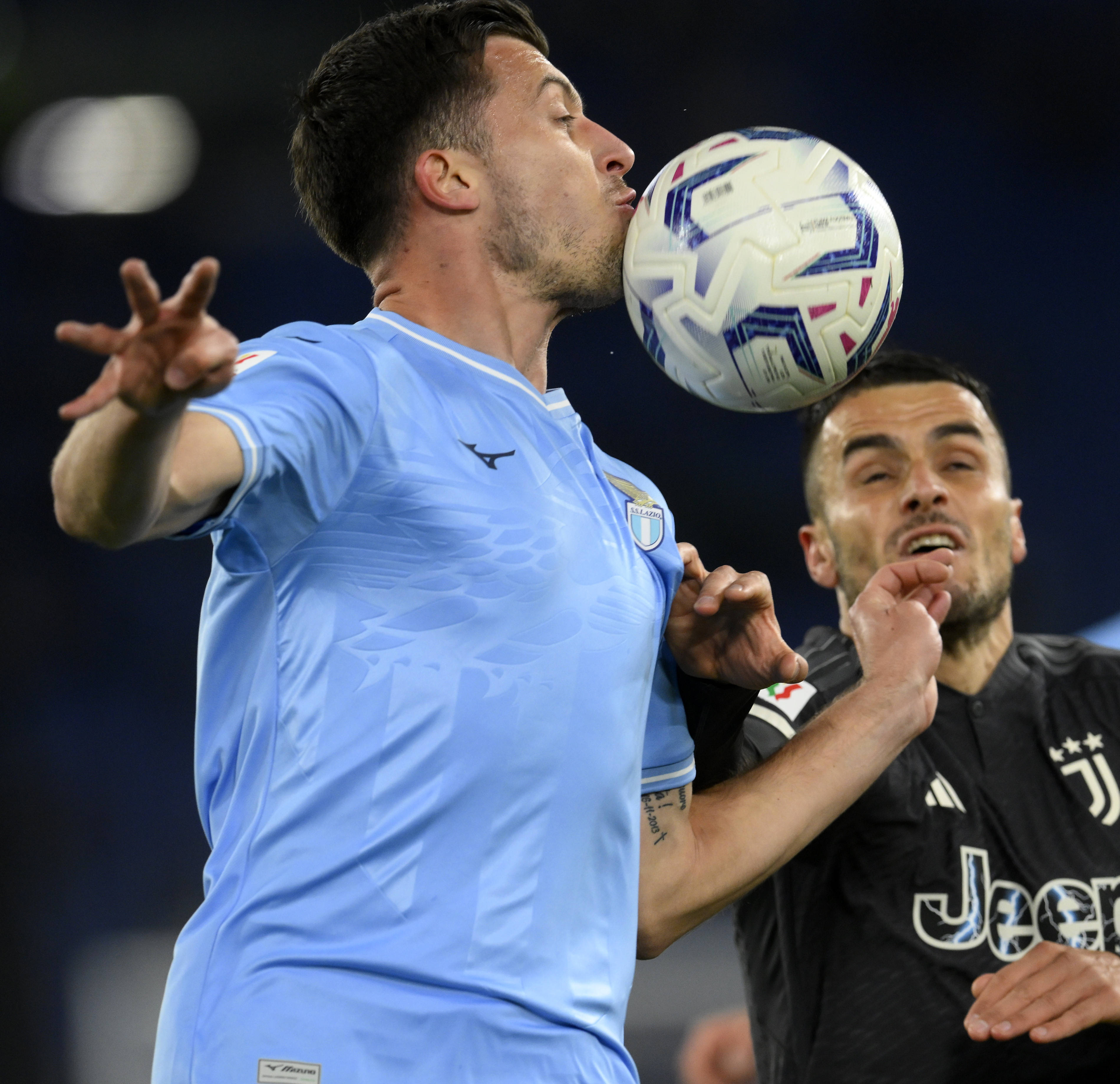 尤文图斯重创，晋级路艰难曲折的简单介绍