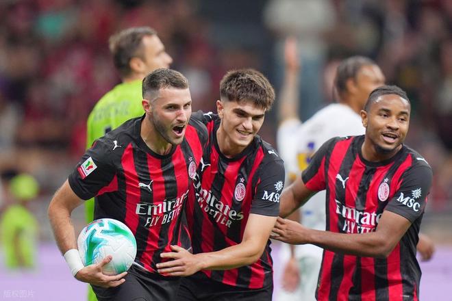 AC米兰遭遇连败,危机四伏需要迅速突围的简单介绍 AC米兰遭遇连败,危机四伏需要迅速突围的简单介绍