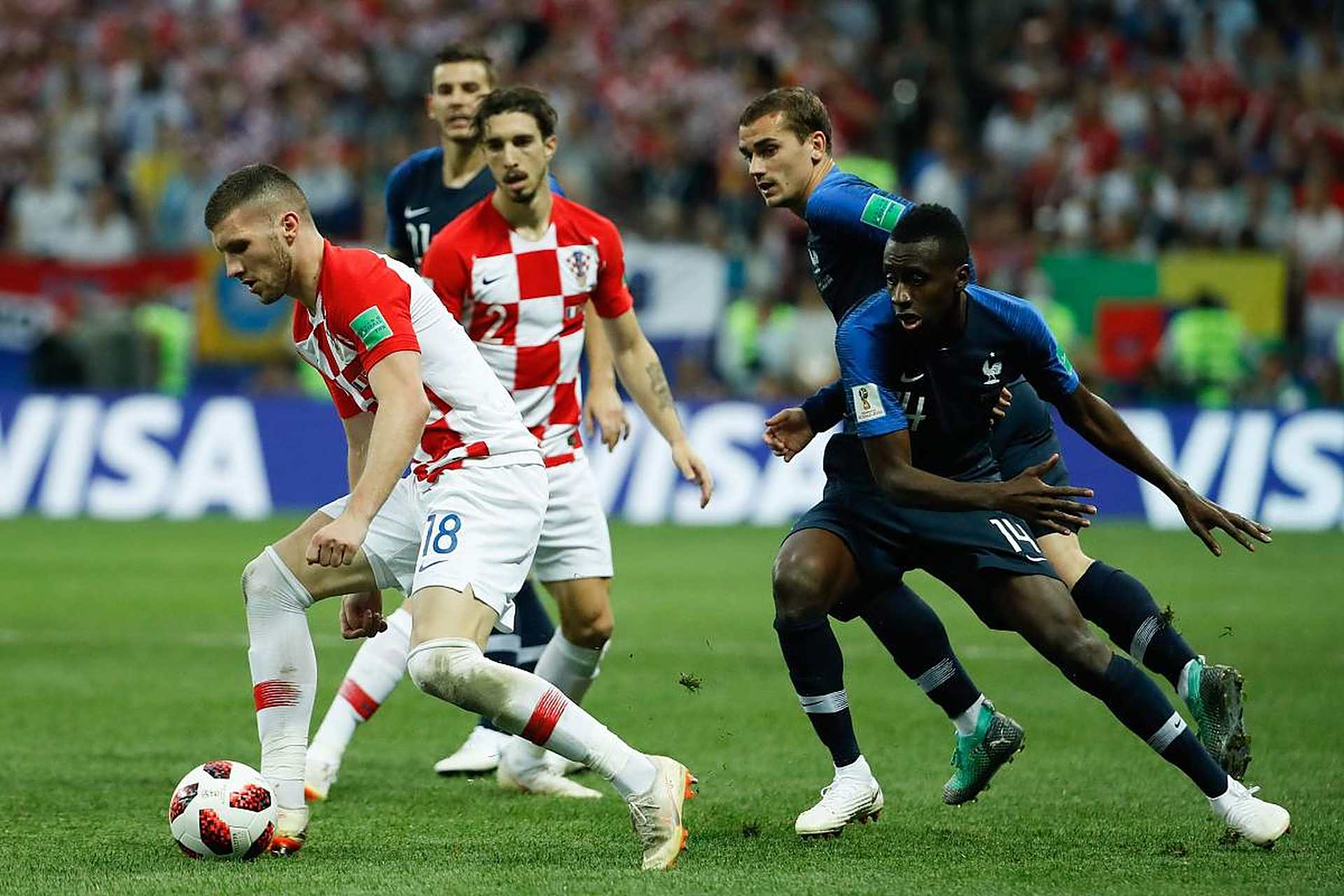 包含欧洲杯预选赛：实力悬殊的对决变数无穷的词条